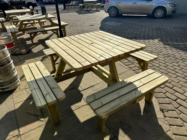 8 seater wooden picnic bench with square edges
