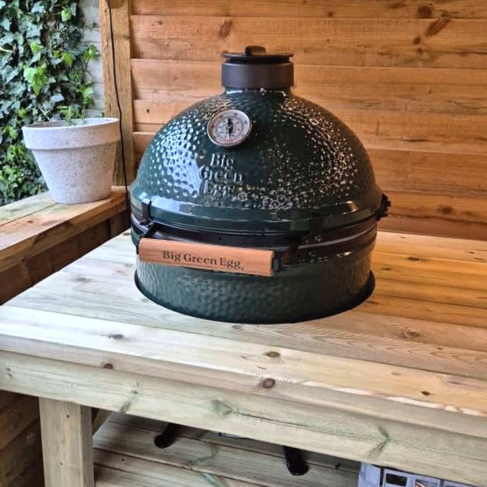 BBQ Table With Cutout - Image 5